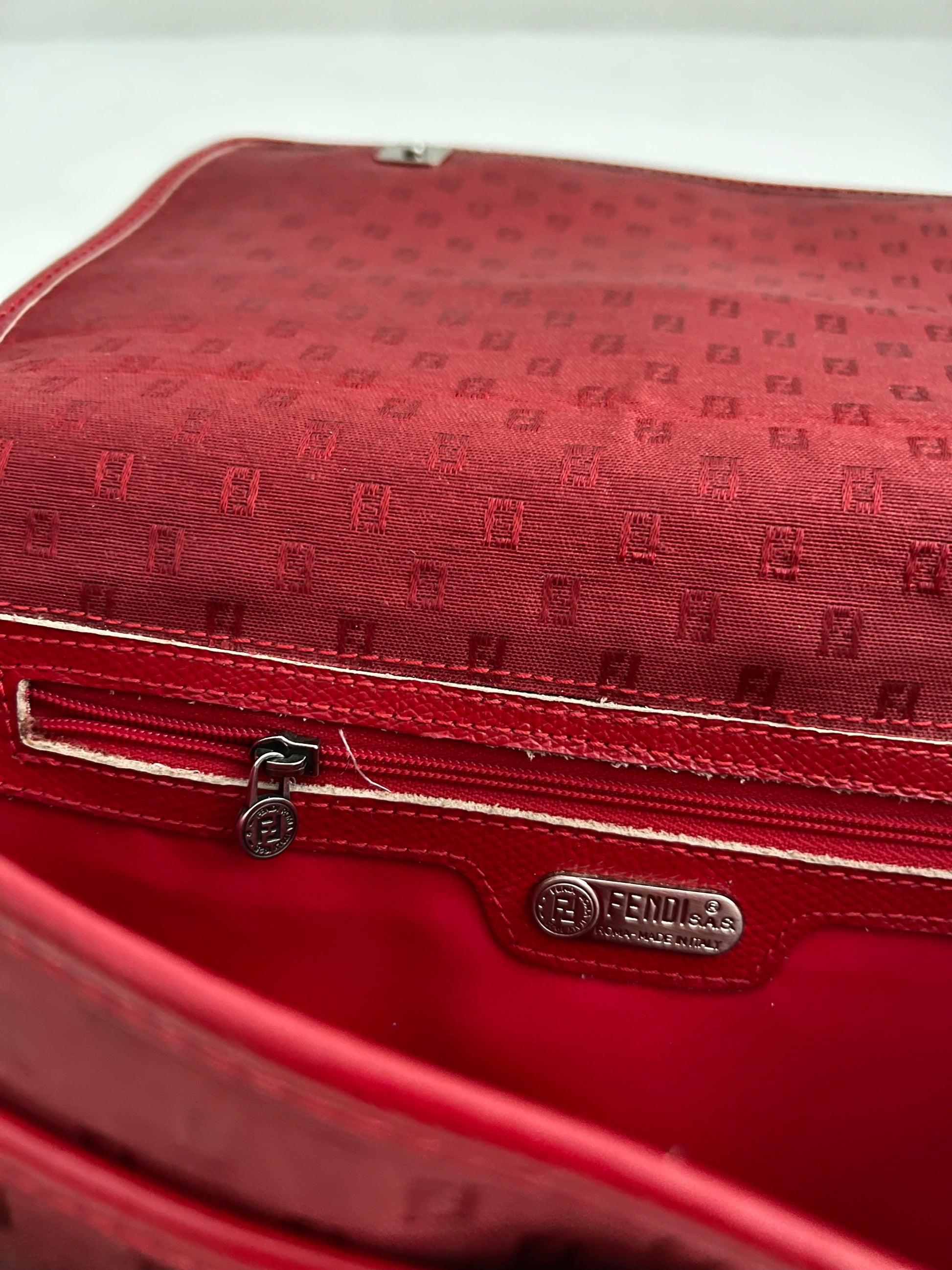 Fendi S.A.S. Messenger Bag rossa FF