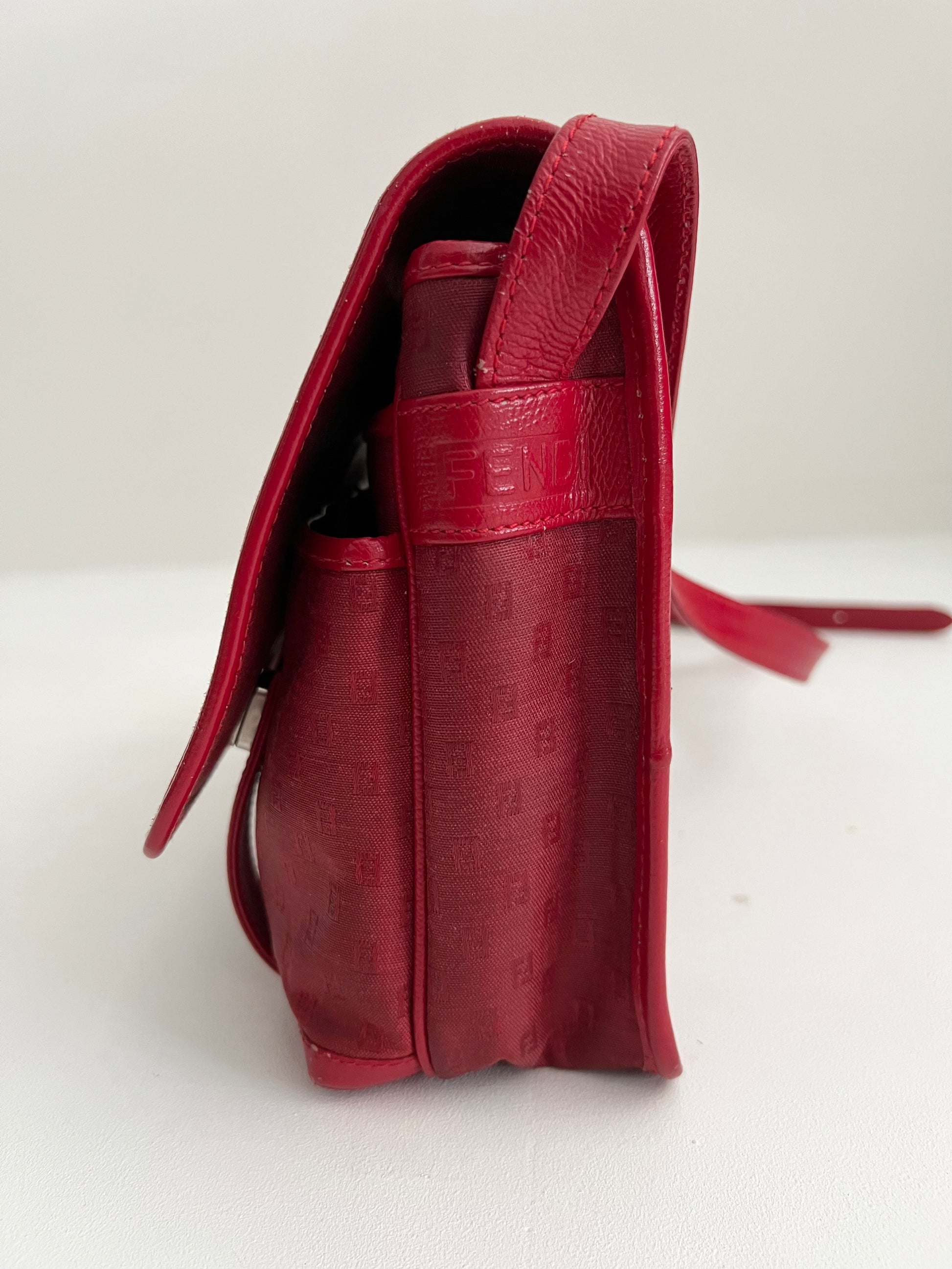 Fendi S.A.S. Messenger Bag rossa FF