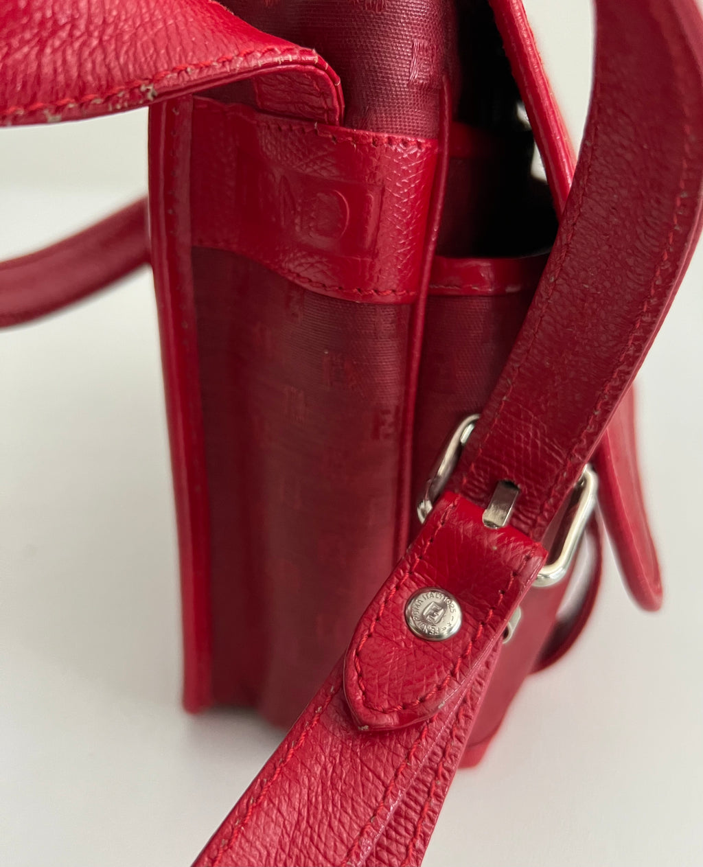 Fendi S.A.S. Messenger Bag rossa FF