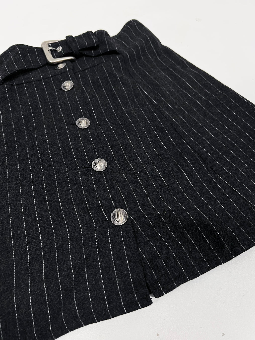 Gonna in pura lana vergine