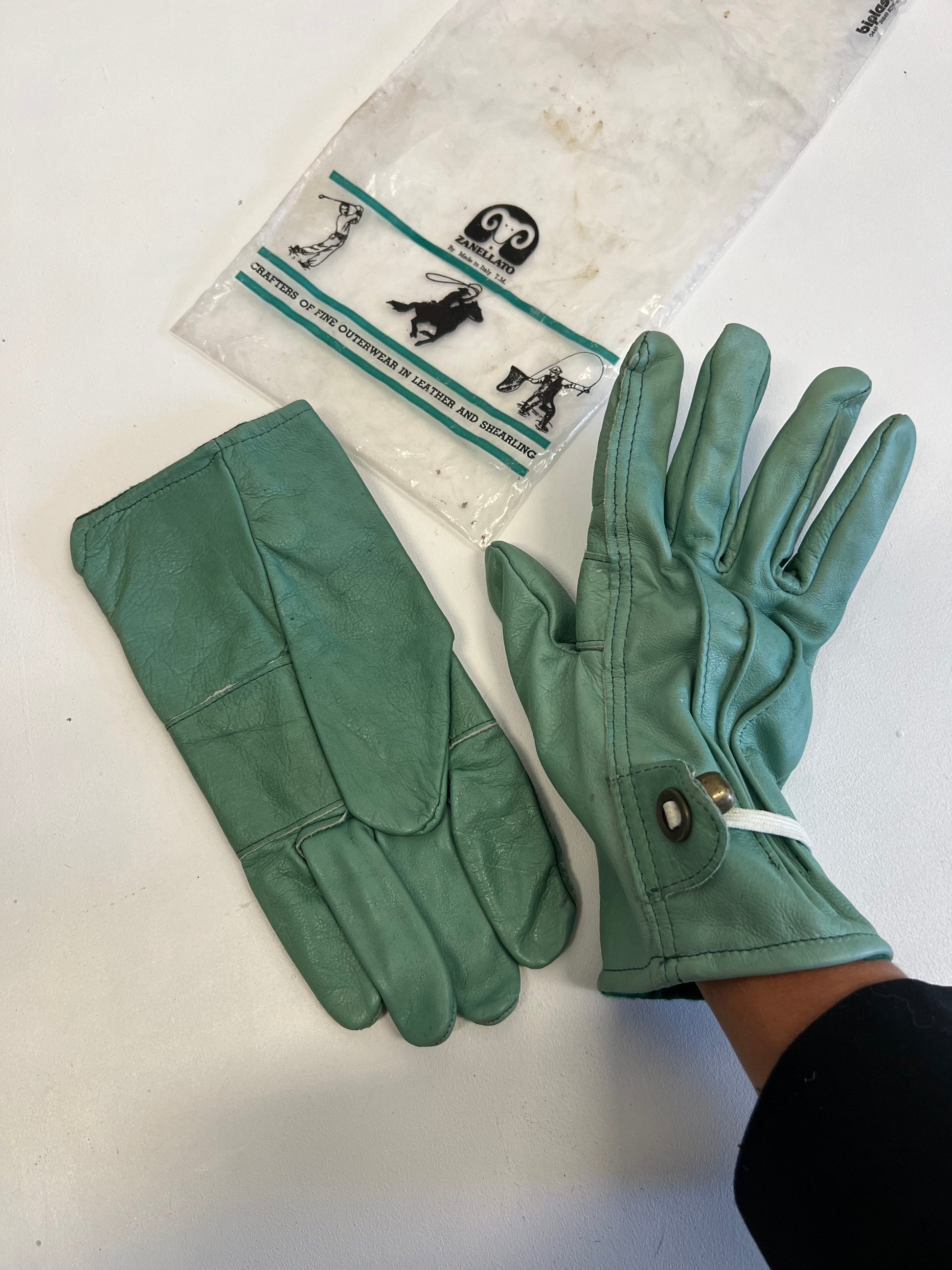 Guanti in pelle da cavallerizzə