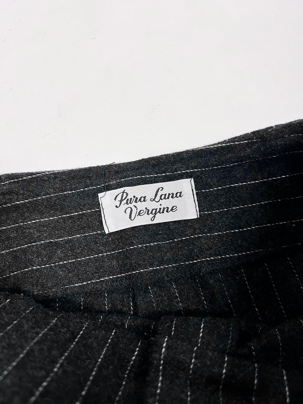 Gonna in pura lana vergine