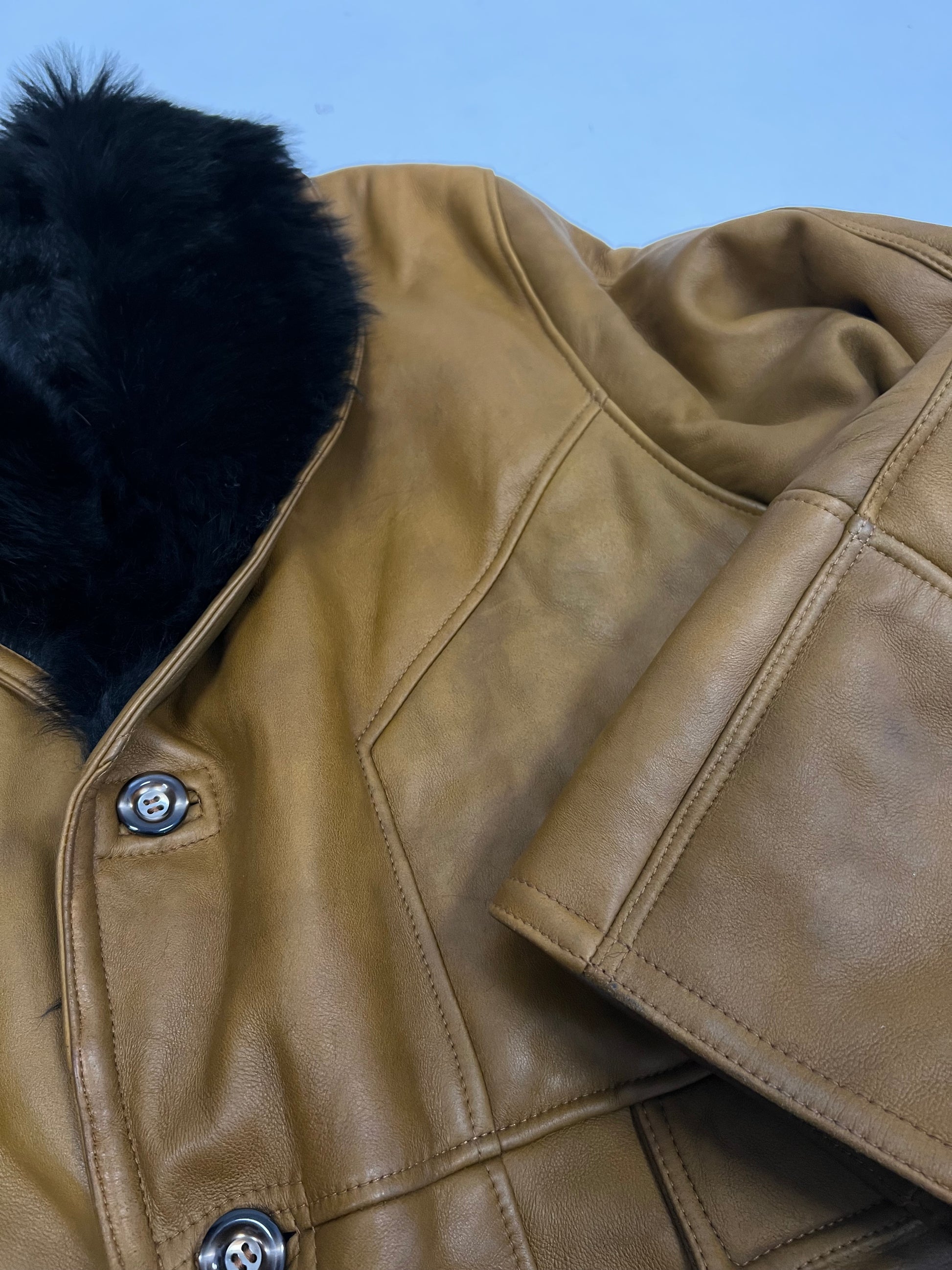 Montone Caramello/Nero anni ‘70