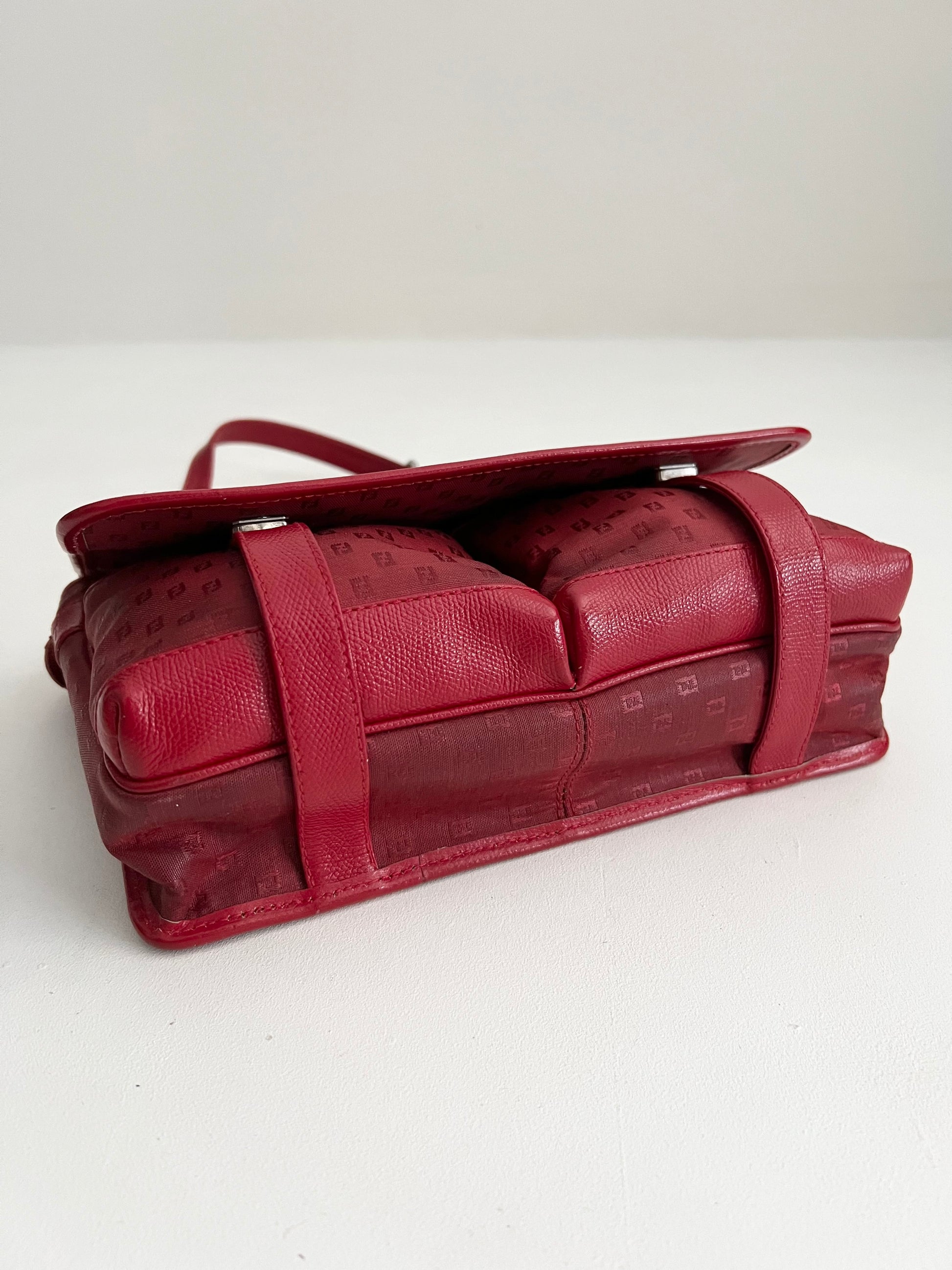 Fendi S.A.S. Messenger Bag rossa FF
