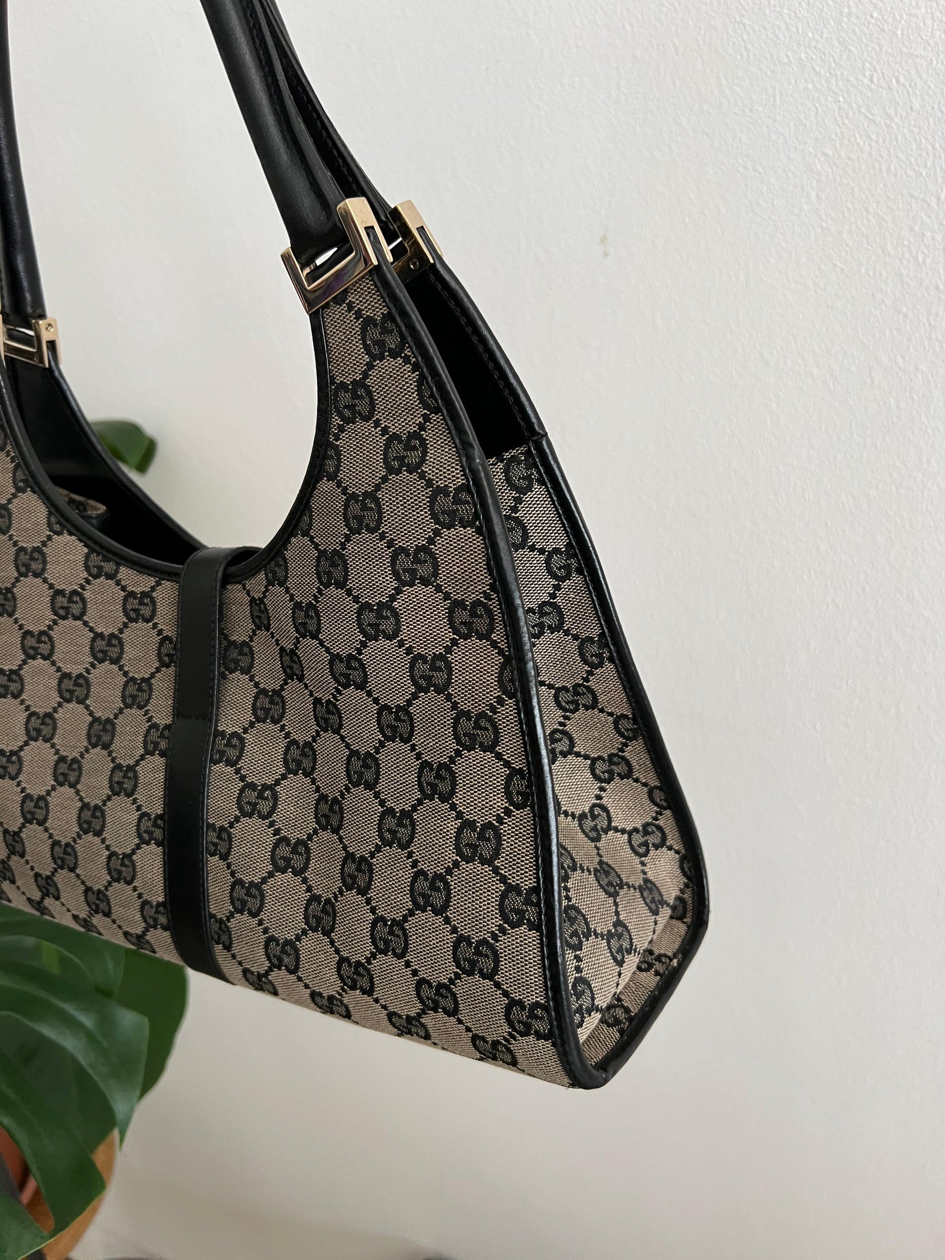 Gucci Jackie Shoulder Bag 2000 canvas GG