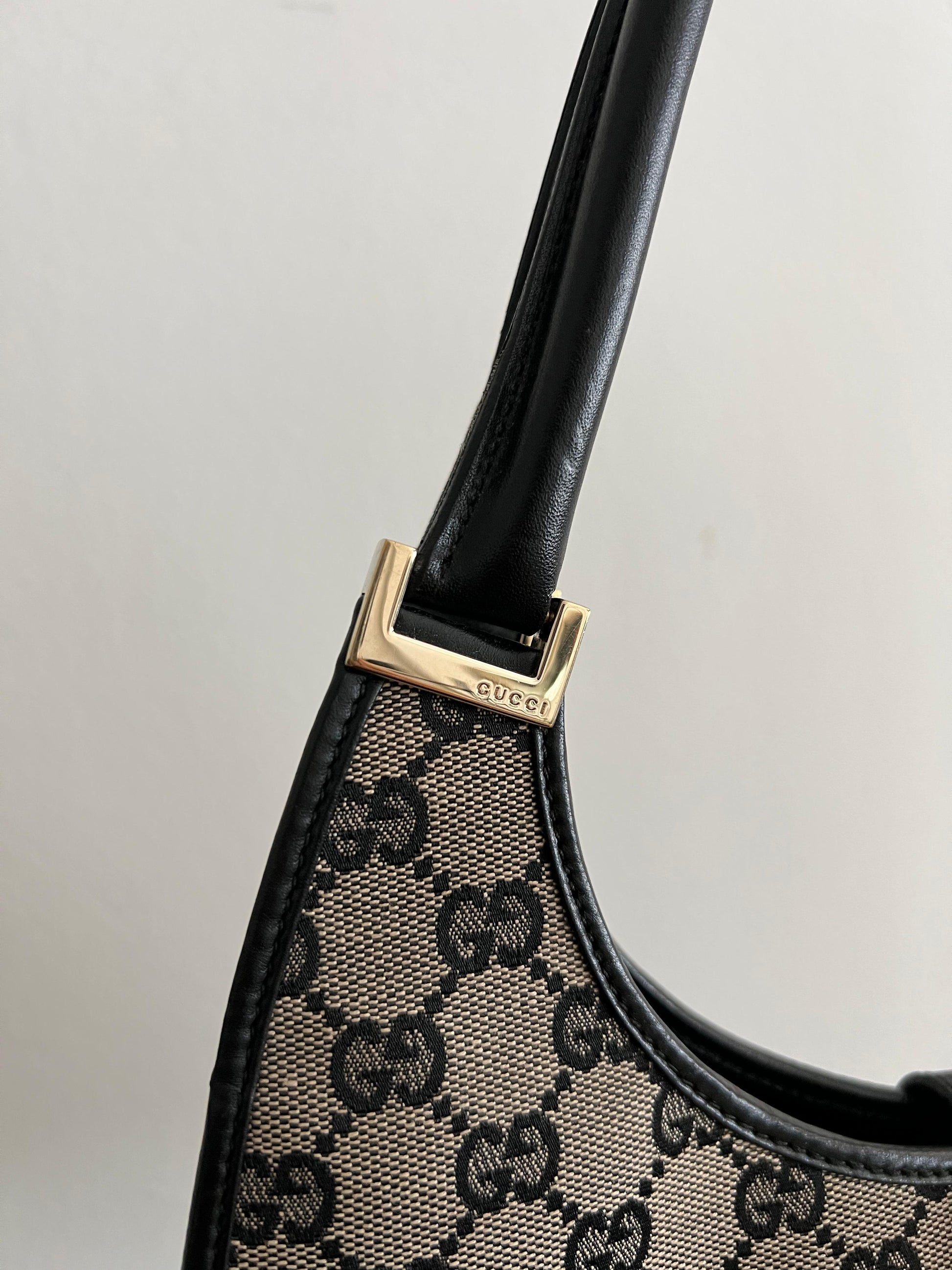 Gucci Jackie Shoulder Bag 2000 canvas GG